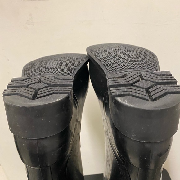 Burberry Rainboots size 39 - Picture 4 of 5